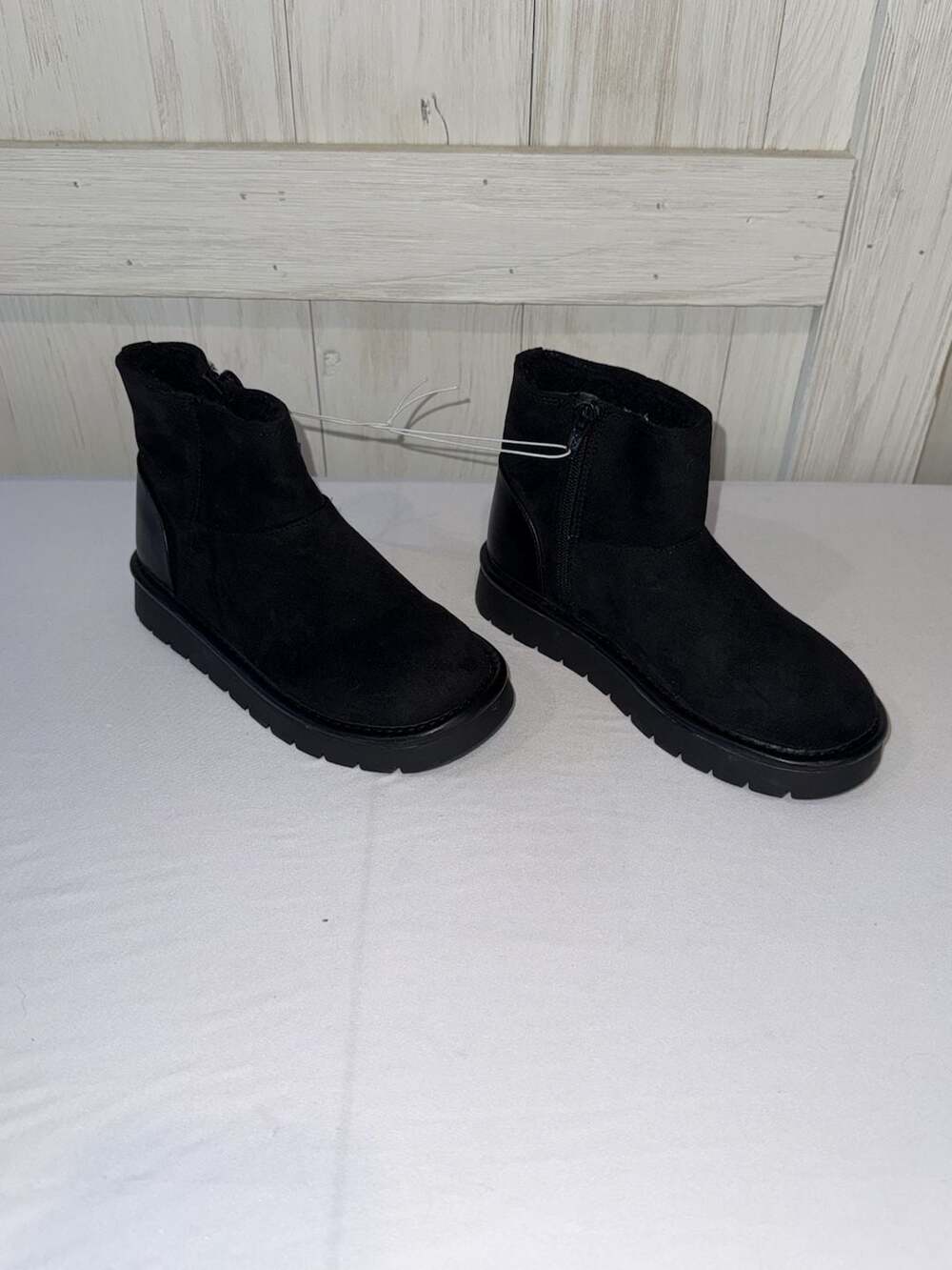 Cat & Jack Girls' Honor Faux Suede Short Boots Black Size 1